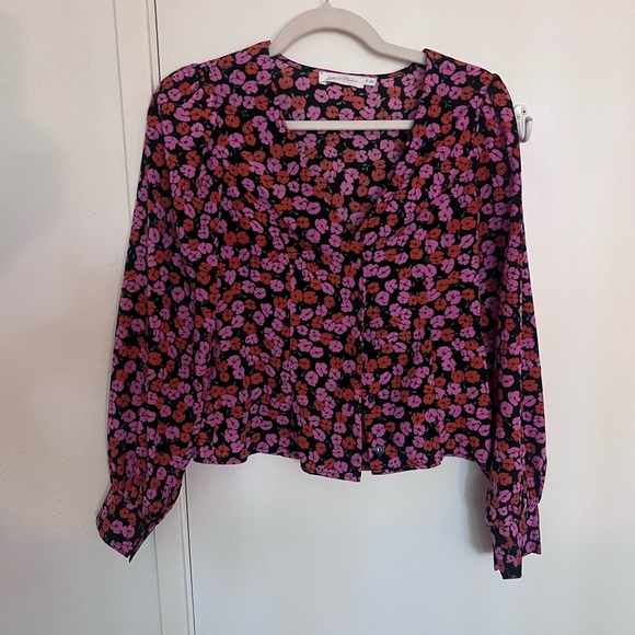 Beautiful floral blouse - Picture 2 of 4